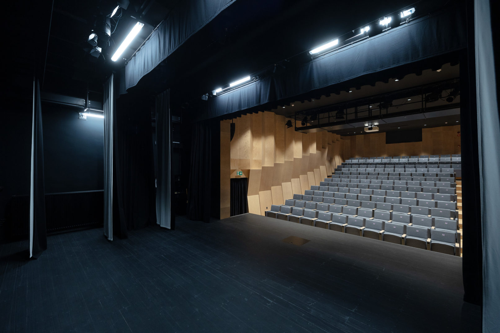 Dvorana - kulturni center